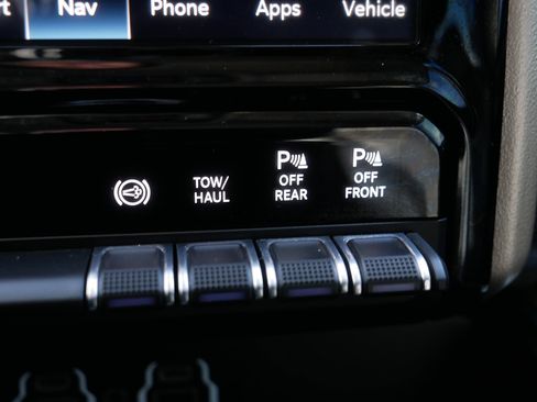 Used 2024 RAM 2500 Laramie image 31