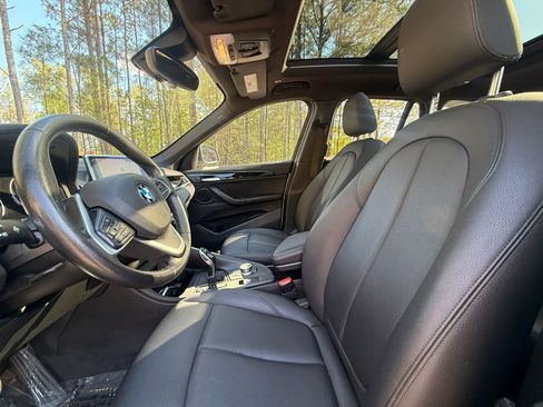 Used 2020 BMW X1 sDrive28i w/ Convenience Package image 13