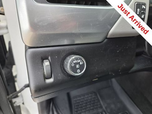 Used 2015 Chevrolet Tahoe LT w/ Luxury Package RWD image 6