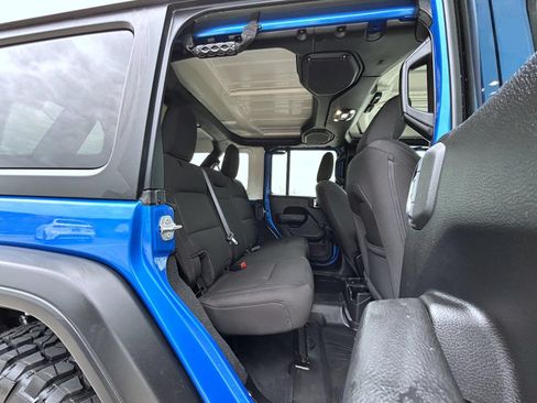 Used 2023 Jeep Wrangler Unlimited Sport AWD/4WD image 18
