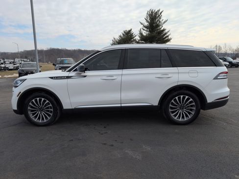Used 2021 Lincoln Aviator Reserve image 2
