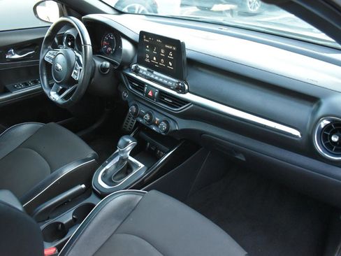 Used 2020 Kia Forte GT-Line FWD image 13