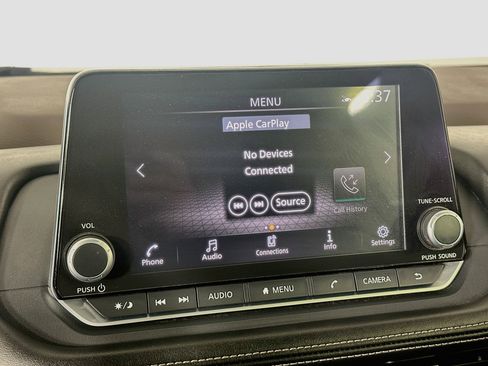 Used 2023 Nissan Rogue SV FWD image 21