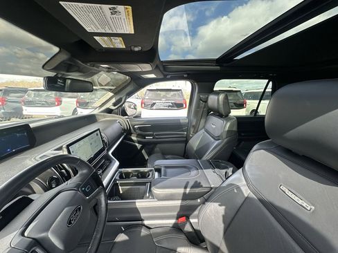 Used 2025 Ford Expedition Max Platinum w/ Stealth Performance Package image 11