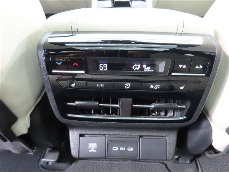 Used 2025 Acura MDX A-Spec w/ Advance Package AWD/4WD image 34
