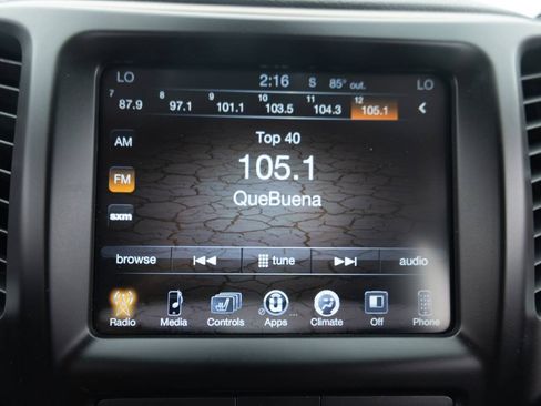 Used 2015 Jeep Cherokee Latitude w/ Comfort/Convenience Group AWD/4WD image 31