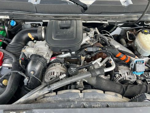 Used 2013 Chevrolet Silverado 2500 LT w/ Interior Plus Package AWD/4WD image 34