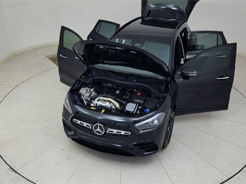 Used 2025 Mercedes-Benz GLA 250 4MATIC image 92