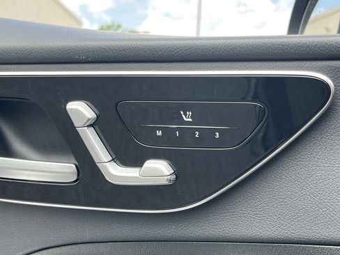 Used 2025 Mercedes-Benz C 300 4MATIC Sedan image 14