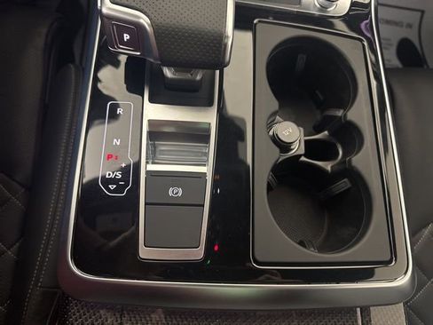 Used 2022 Audi SQ8 Premium Plus image 17