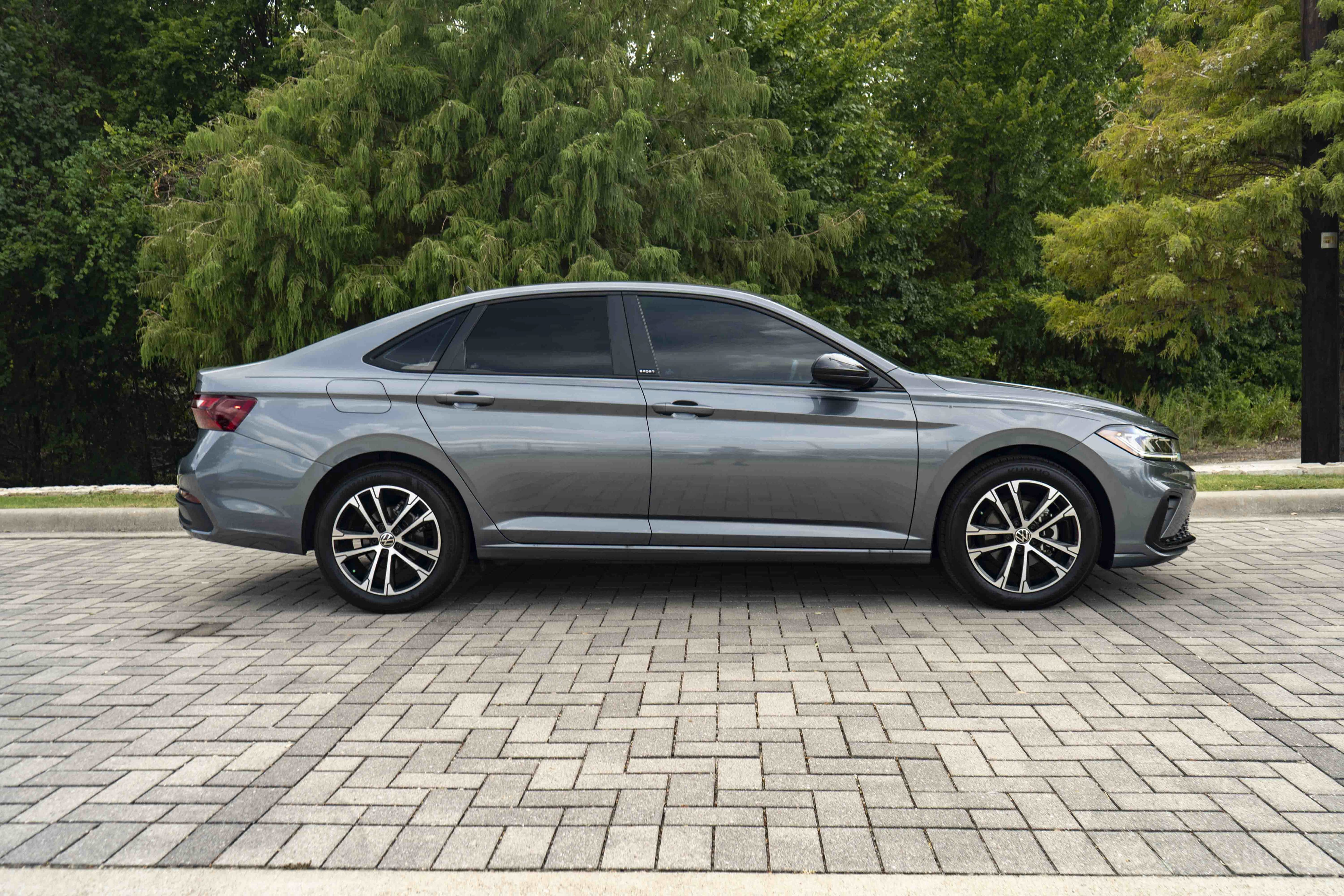 Certified 2026 Volkswagen Jetta Sport FWD image 9