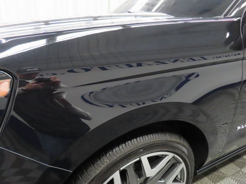 Used 2025 Ford Expedition Platinum w/ Platinum Ultimate Package image 52