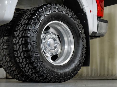 Used 2020 Ford F350 Lariat w/ Lariat Value Package image 54