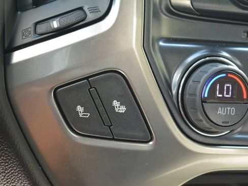 Used 2018 Chevrolet Silverado 1500 LT w/ All Star Edition AWD/4WD image 17