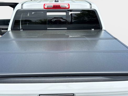 Used 2026 GMC Canyon AT4 AWD/4WD image 13