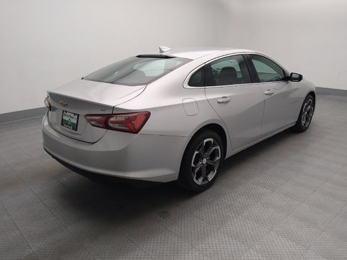 Used 2021 Chevrolet Malibu LT FWD image 9