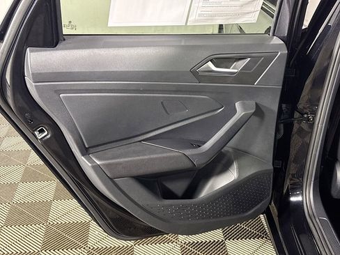 Certified 2024 Volkswagen Jetta SE image 20