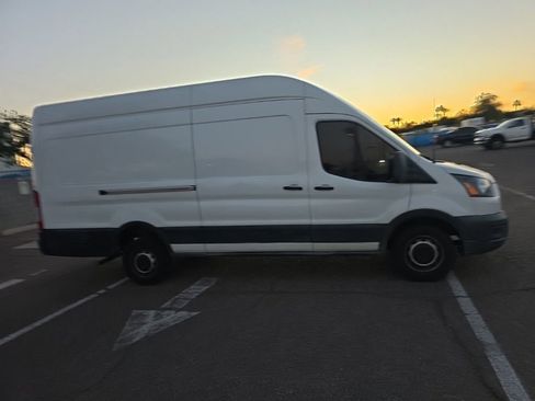Used 2021 Ford Transit 250 148 High Roof Extended image 4