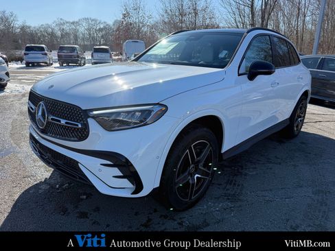 New 2026 Mercedes-Benz GLC 300 GLC 300 image 4
