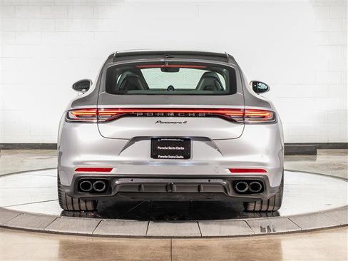 Used 2022 Porsche Panamera 4 Executive image 10