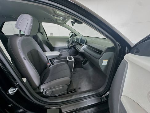 Used 2024 Hyundai Ioniq 5 SEL image 31