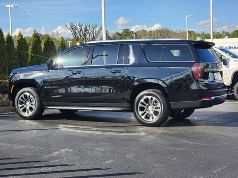 New 2026 Chevrolet Suburban LT w/ Comfort Package image 9