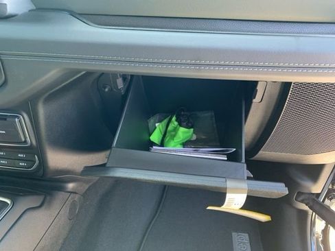 New 2025 Jeep Gladiator Mojave w/ Convenience Group image 27