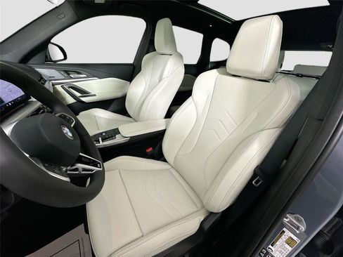 New 2026 BMW X1 xDrive28i w/ Technology Package AWD/4WD image 23