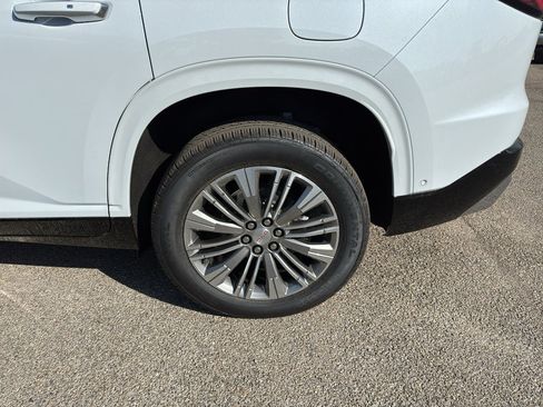 Used 2027 GMC Acadia Denali FWD image 10