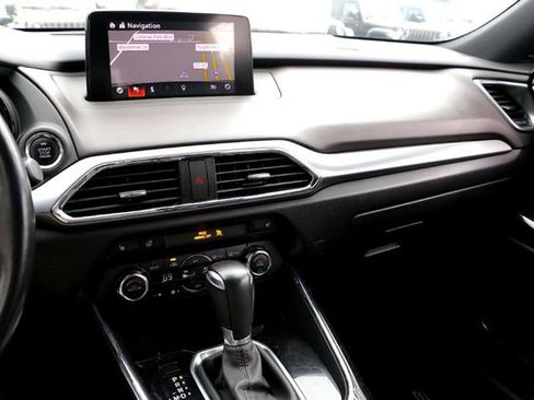 Used 2018 MAZDA CX-9 Grand Touring FWD image 17