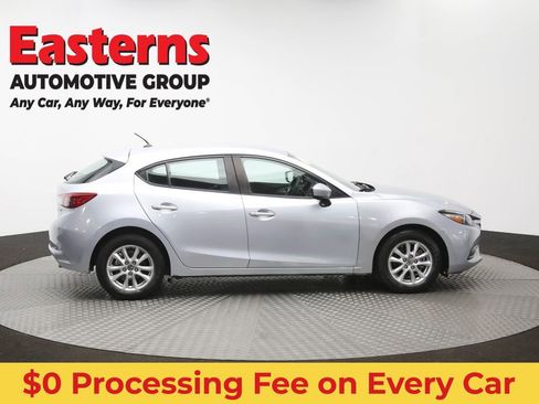Used 2017 MAZDA MAZDA3 Sport FWD image 44
