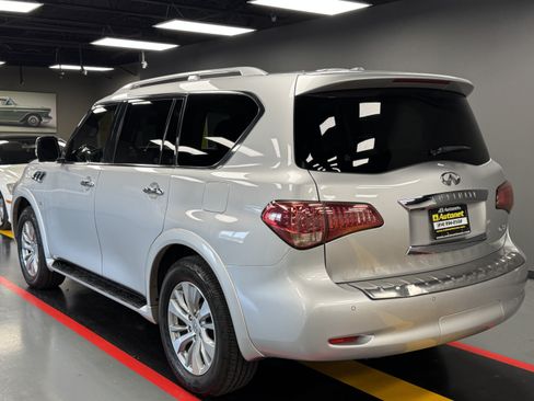 Used 2017 INFINITI QX80 4WD image 4