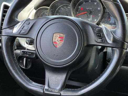 Used 2013 Porsche Cayenne AWD/4WD image 23