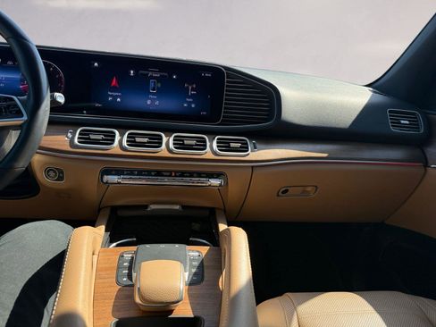 Used 2024 Mercedes-Benz GLE 450 4MATIC image 11