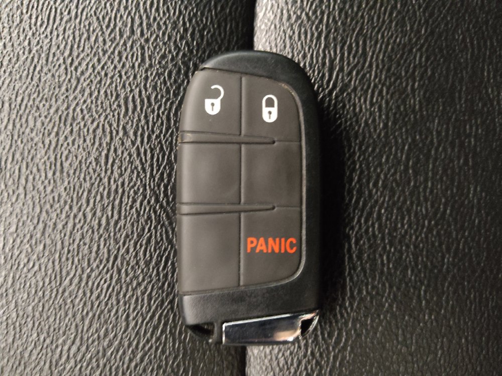 Used 2025 Jeep Compass Limited AWD/4WD image 32