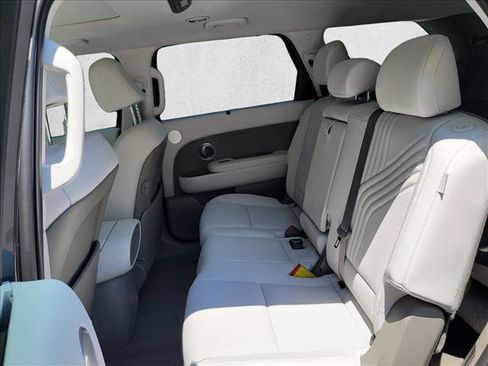 New 2026 Hyundai Palisade SEL Premium FWD image 11