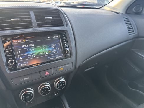 Used 2025 Mitsubishi Outlander Sport ES image 22