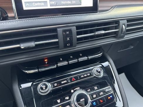 Used 2022 Lincoln Corsair Reserve w/ Sport Package image 14