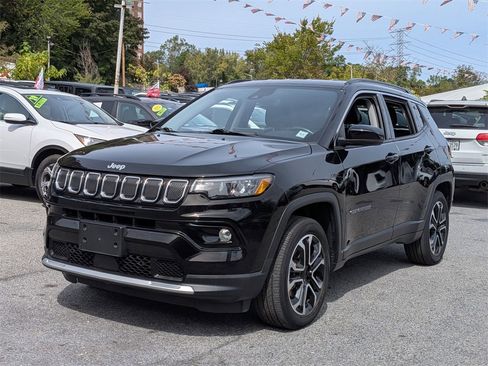 Used 2022 Jeep Compass Limited image 1