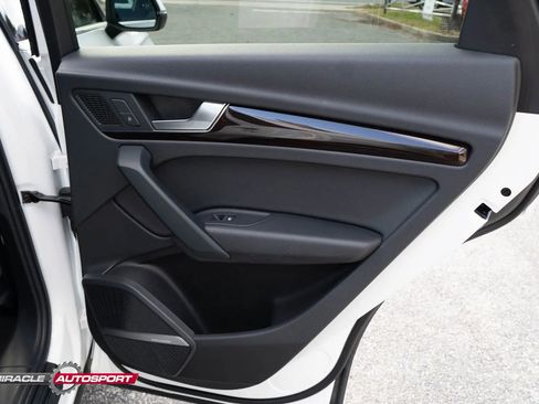 Used 2018 Audi Q5 2.0T Premium Plus w/ Premium Plus Package image 37