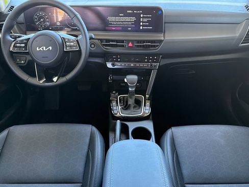 New 2026 Kia Seltos EX FWD image 16