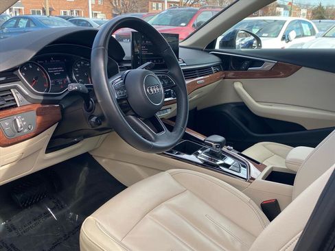 Used 2023 Audi A4 2.0T Premium w/ Convenience Package image 13