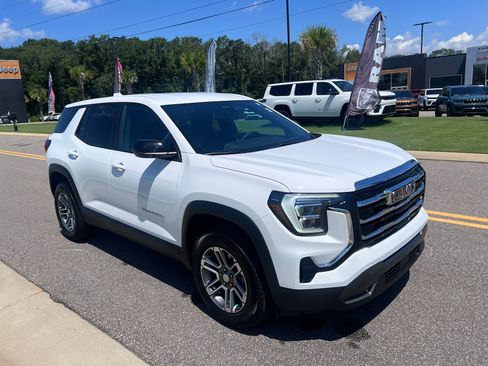 Used 2025 GMC Terrain Elevation AWD/4WD image 1