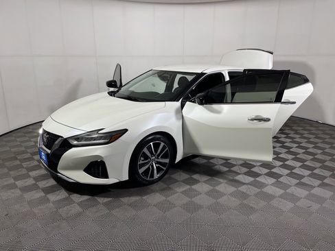 Used 2019 Nissan Maxima 3.5 S w/ Floor Mat Group image 11