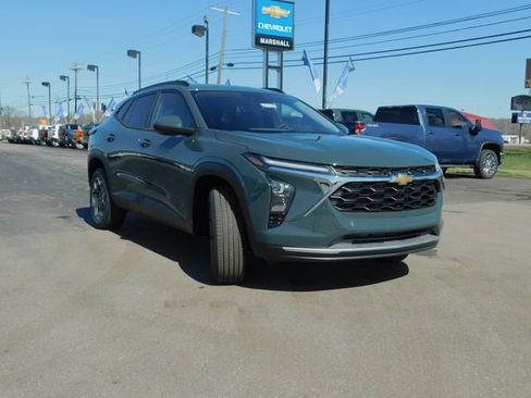New 2026 Chevrolet Trax LT w/ Driver Confidence Package image 4