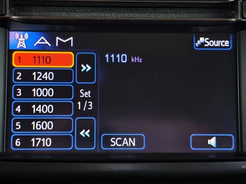 Used 2013 Toyota RAV4 LE FWD image 5