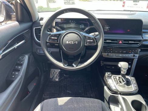 New 2026 Kia Seltos S AWD/4WD image 12