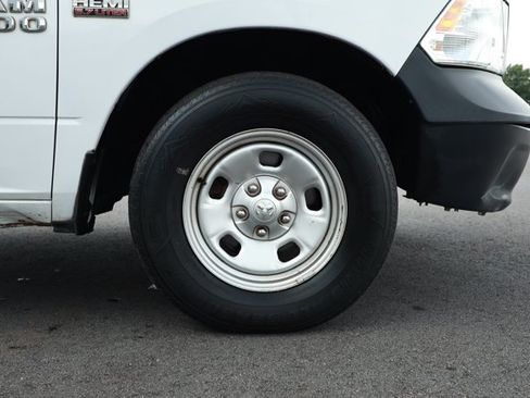 Used 2018 RAM 1500 Tradesman RWD image 6