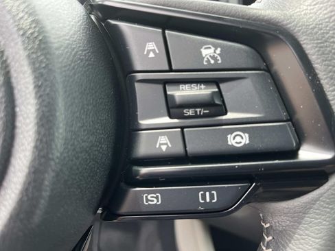 Used 2026 Subaru Forester Premium AWD/4WD image 32