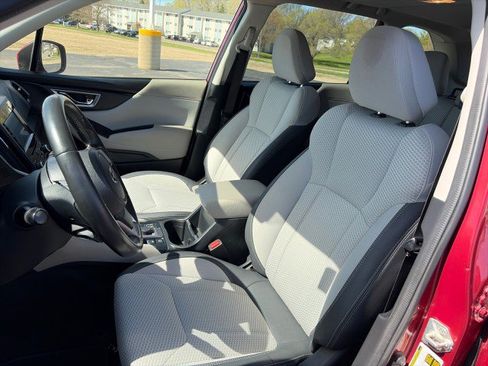Used 2021 Subaru Forester Premium AWD/4WD image 10